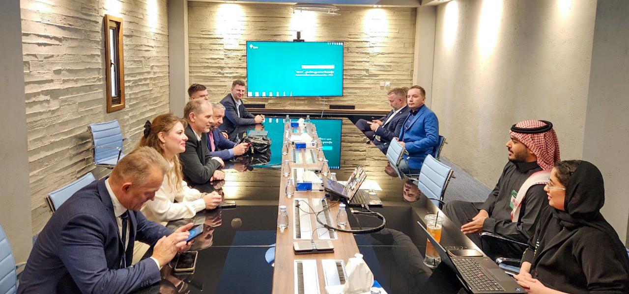 photo_2_2025-12-10_03-06-20.jpg photo_2_2025-12-10_03-06-20.jpg